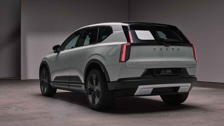 Volvo EX60 2026