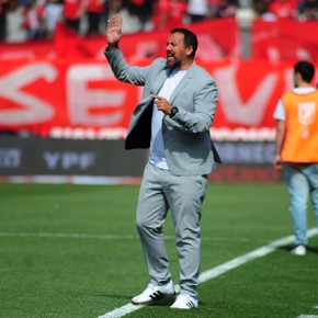 Montiel: su golazo de tiro libre y la pregunta crucial que le hizo Loyola antes de patear