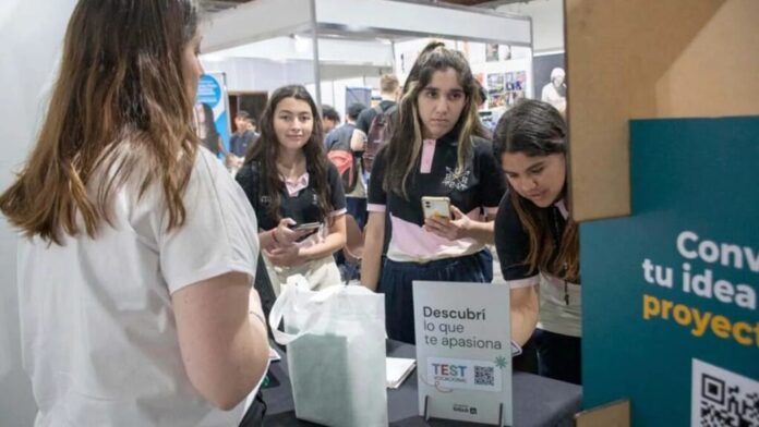 Programa Incentivando: se presentó el plan para garantizar el acceso a la orientación vocacional de jóvenes