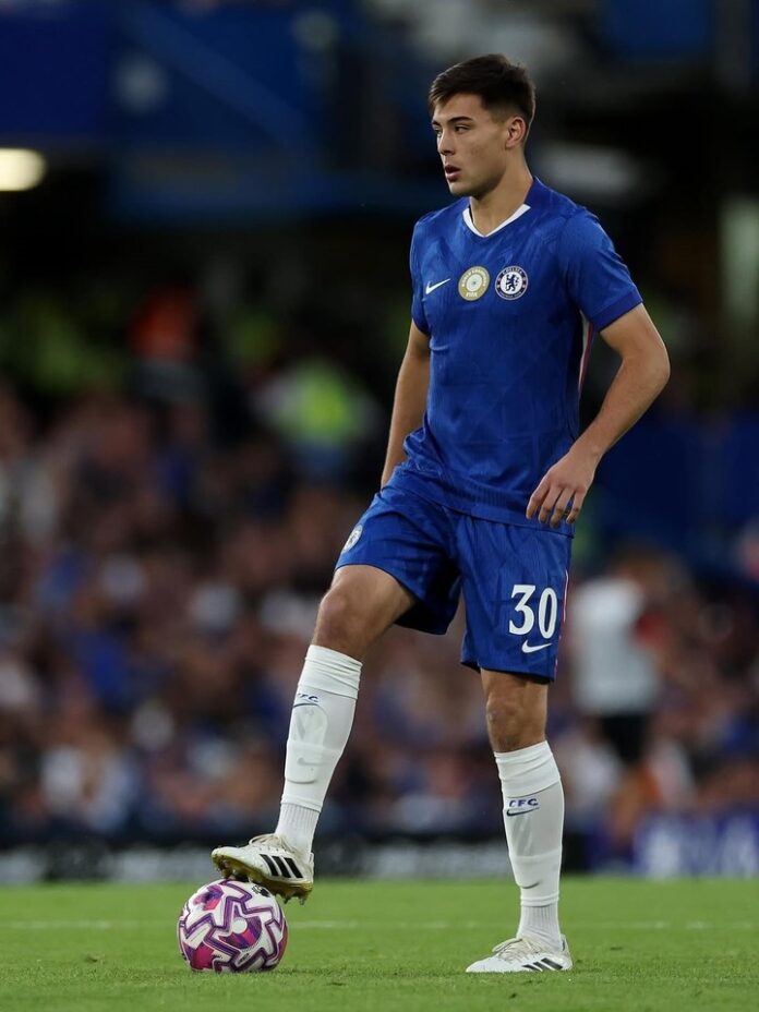 Anselmino ya tiene equipo para sumar minutos