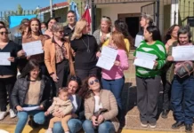 Colonia Vicente Agüero: entregaron tres casas del programa Vivienda Semilla