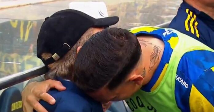 Emotivo: Russo ovacionado y saludado por todos los jugadores de Central