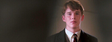 De color vino y con inspiración preppy, New Balance tiene las zapatillas elegantes para no dejar de usar esta temporada