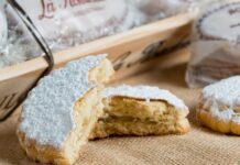 El exquisito dulce artesanal que casi nadie conoce fuera de Sanlúcar y que solo podrás probar en esta pastelería familiar