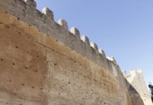 Amurallado, laberíntico y con un castillo musulmán, este pueblo de Albacete te quitará el hipo con sus increíbles vistas