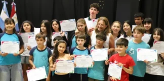 Reconocieron a los alumnos caroyenses destacados en 2025