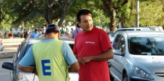 El estacionamiento en las cuadras adyacentes del Festival costará 5 mil pesos